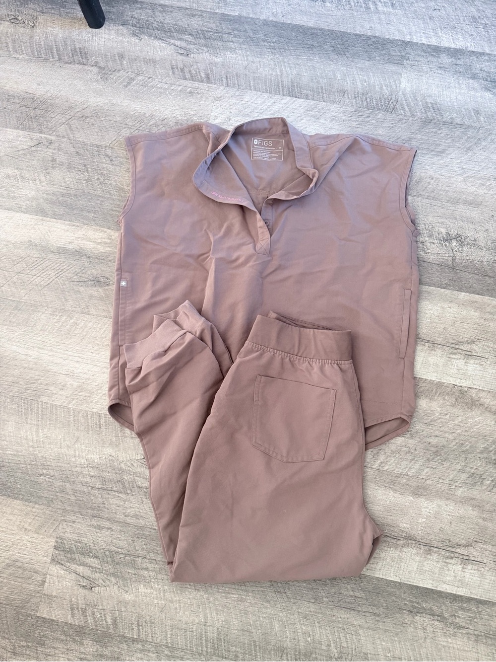 FIGS Technical Collection Scrub Set Size Medium